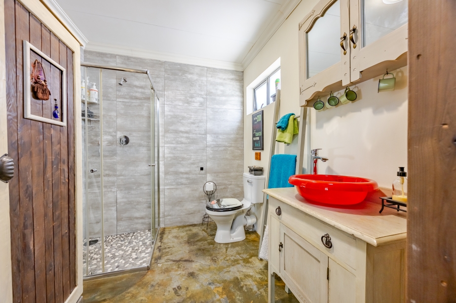 6 Bedroom Property for Sale in Flamingo Vlei Western Cape